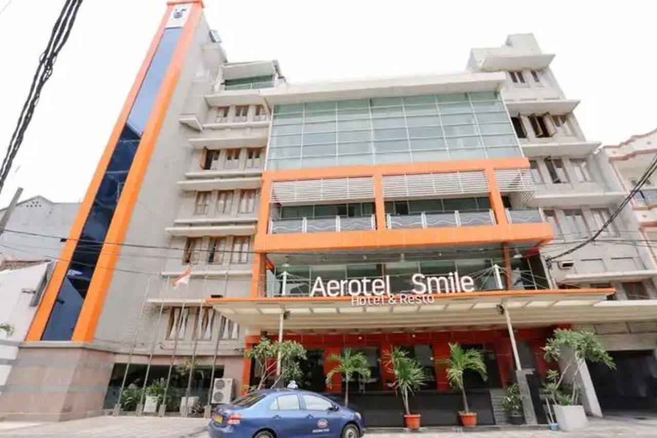 Aerotel Smile Losari Makassar Eksteriør bilde